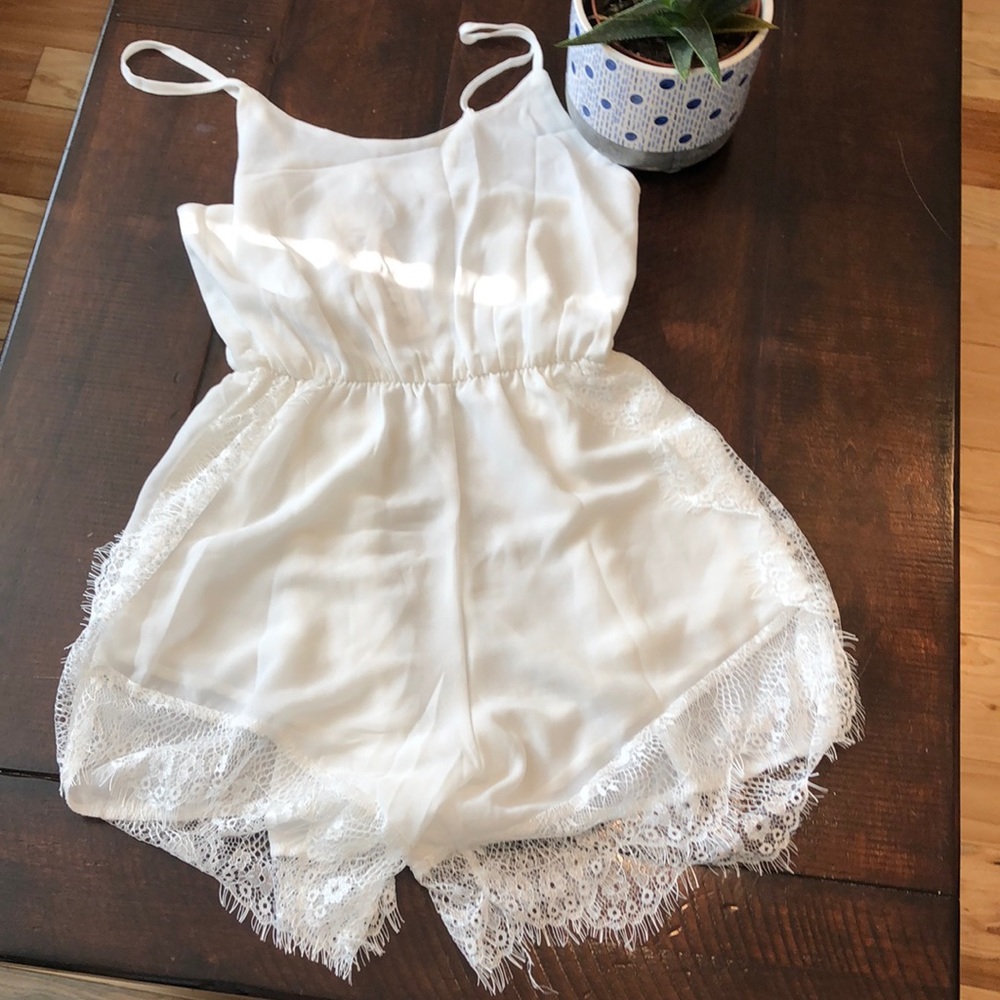 Face Face Lace Romper